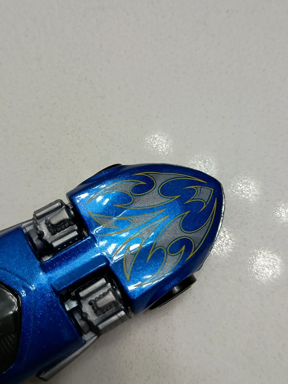 Pre-Owned Mattel Hot Wheels Twin Mill Blue Metallic With Silver/Yellow Tribal